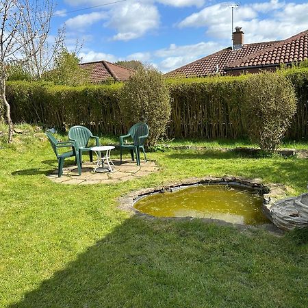 Lovely Countryside Getaway Roslin Exterior foto
